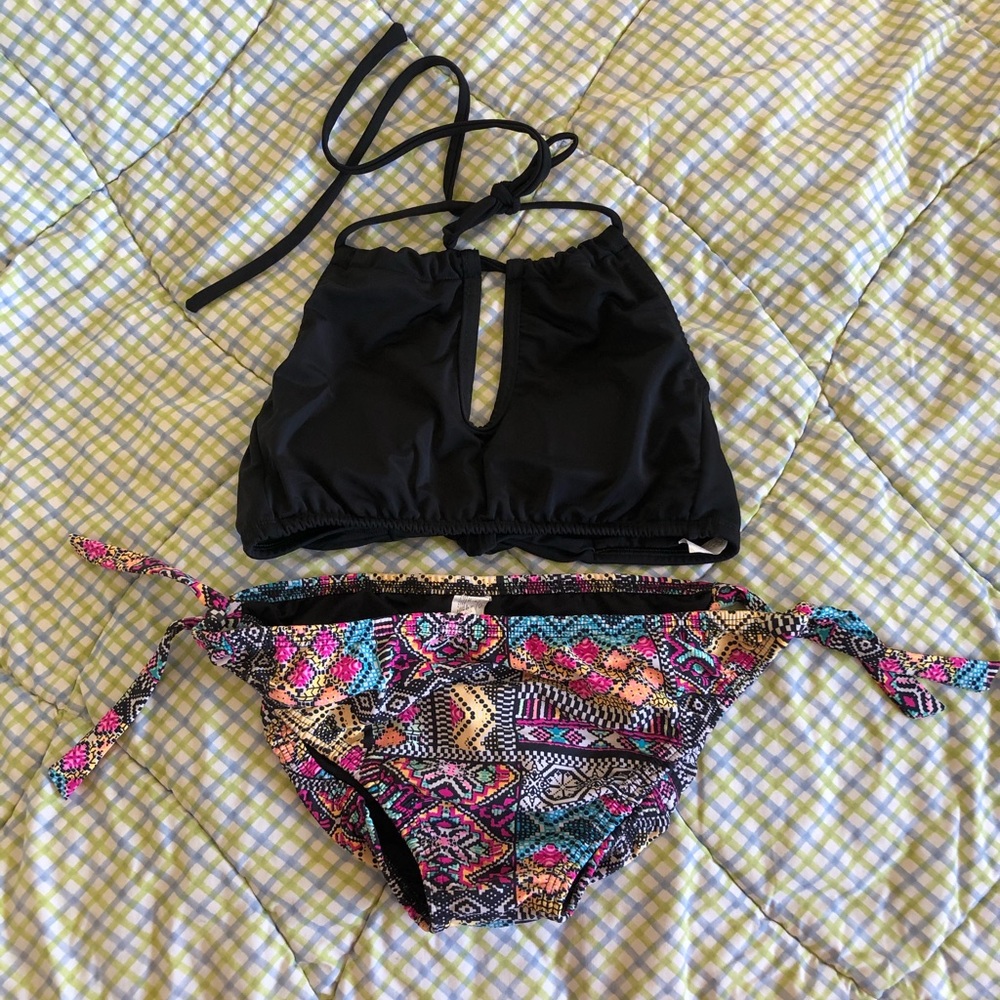 Two piece bathing suit size large worn once
